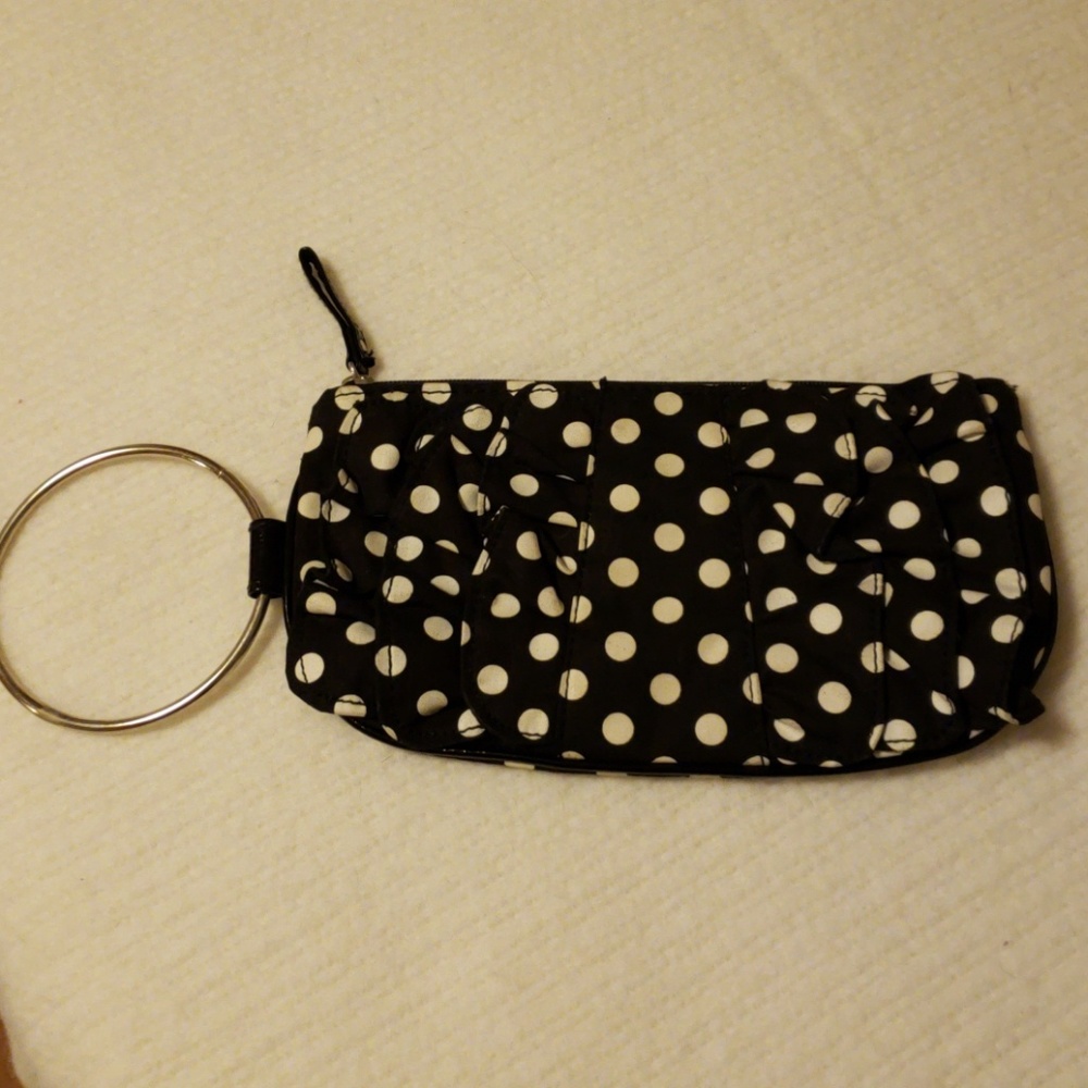 Retro style wristlet